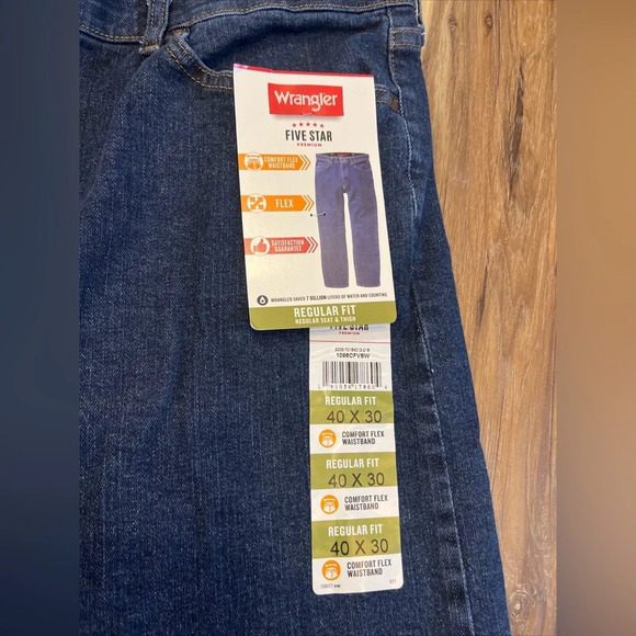 NEW WITH TAGS WRANGLER 5 STAR PREMIUM JEANS 100% COTTON RELAXED FIT 40X 30 - Picture 5 of 8